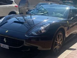 Noir Utilisé 2009 Ferrari California Cabriolet | 125 900 € (Prix juste)