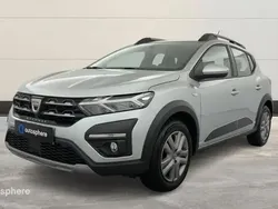 Gris Utilisé 2022 Dacia Sandero Essentiel Citadine | 14 799 € (Prix assez cher)