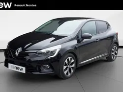Noir Utilisé 2023 Renault Clio V Evolution Berline | 15 990 € (Bon prix)