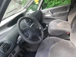 Mauve Utilisé 2001 Citroën Xsara Picasso Monospace | 650 €