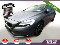 Gris Utilisé 2019 Volvo V40 Momentum | 18 288 € (Prix juste)