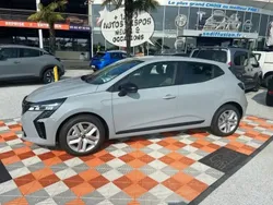 Gris Nouvelle 2025 Renault Clio V Evolution Berline | 18 490 € (Bon prix)