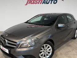 Gris Utilisé 2012 Mercedes A180 Berline | 9 900 € (Prix juste)