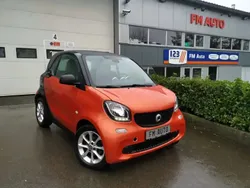 Orange Utilisé 2017 Smart ForTwo Coupé Passion Citadine | 8 974 €