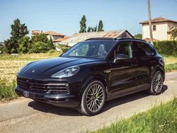 Noir Utilisé 2019 Porsche Cayenne Sport SUV | 59 990 € (Bon prix)