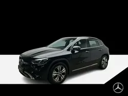 Noir Utilisé 2024 Mercedes GLA200 Progressive SUV | 44 092 € (Prix juste)