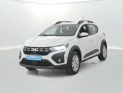 Blanc Utilisé 2023 Dacia Sandero Expression Citadine | 15 990 € (Prix assez cher)