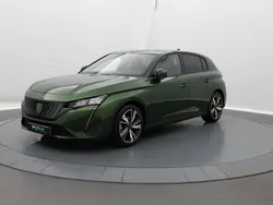 Vert Utilisé 2023 Peugeot 308 Allure Berline | 20 390 € (Bon prix)