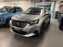 Gris Utilisé 2020 Peugeot 2008 S SUV | 17 990 € (Prix assez cher)