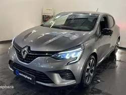 Gris Utilisé 2023 Renault Clio V Evolution Berline | 15 799 € (Prix juste)