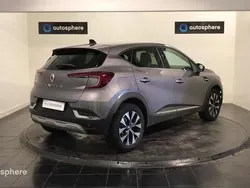 Gris Utilisé 2023 Renault Captur Techno SUV | 17 499 € (Bon prix)