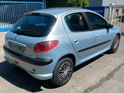 Bleu Utilisé 2003 Peugeot 206 Berline | 2 800 € (Prix assez cher)