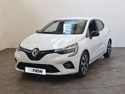 Blanc Utilisé 2023 Renault Clio V Evolution Citadine | 15 790 € (Prix juste)
