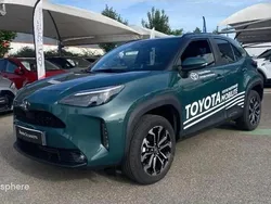 Utilisé 2025 Toyota Yaris Cross Design SUV | 28 499 € (Prix assez cher)