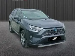 Gris Utilisé 2020 Toyota RAV4 Hybrid Lounge SUV | 32 990 € (Prix assez cher)
