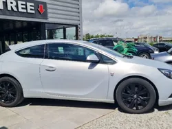 Utilisé 2014 Opel Astra GTC OPC Berline | 9 990 €