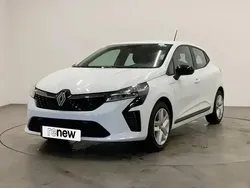 Blanc Utilisé 2024 Renault Clio V Evolution Citadine | 15 190 € (Bon prix)