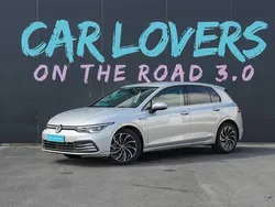 Argente Utilisé 2024 VW Golf VIII Style Berline | 29 990 € (Prix assez cher)
