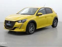 Jaune faro Utilisé 2021 Peugeot e-208 Allure Citadine | 15 499 € (Bon prix)