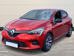 Rouge Utilisé 2022 Renault Clio V Evolution Berline | 13 499 € (Prix juste)