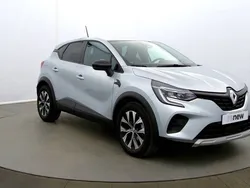 Gris Utilisé 2024 Renault Captur Evolution SUV | 20 899 € (Prix assez cher)