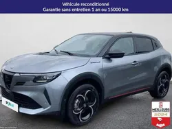 Gris Nouvelle 2025 Alfa Romeo GT Junior Edizione Speciale SUV | 39 430 €