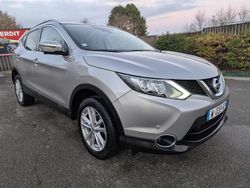 Argent Occasion 2017 Nissan Qashqai N-Connecta SUV | 14 980 € (Bon prix)