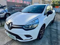 Blanc Utilisé 2017 Renault Clio IV LIMITED Berline | 7 990 € (Prix juste)