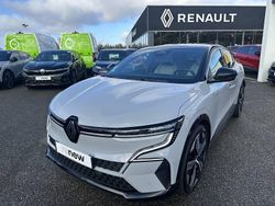 Gris Utilisé 2023 Renault Mégane Iconic Berline | 25 990 € (Prix juste)