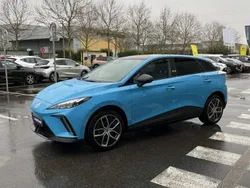 Utilisé 2024 MG MG4 EV Luxury Citadine | 31 999 € (Prix juste)