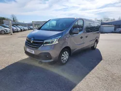 Gris Utilisé 2019 Renault Trafic Intens Van | 27 990 € (Prix juste)