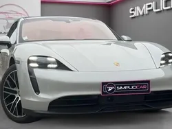 Utilisé 2020 Porsche Taycan 4S Performance Package Berline | 64 980 € (Bon prix)