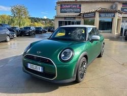 Vert Utilisé 2024 Mini Cooper S Favoured Citadine | 35 900 € (Prix cher)