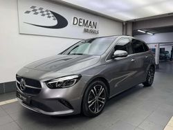 Gris Utilisé 2023 Mercedes B180 Progressive Monospace | 31 650 € (Prix assez cher)