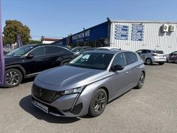Gris Utilisé 2024 Peugeot 308 Allure Berline | 20 990 € (Prix juste)