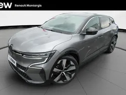 Gris Utilisé 2023 Renault Mégane Techno Berline | 26 990 € (Prix juste)