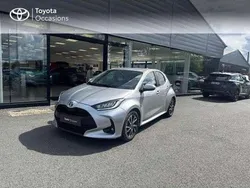Utilisé 2022 Toyota Yaris Hybrid Design Berline | 19 990 € (Prix juste)