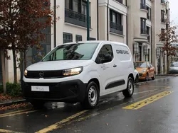 Blanc Utilisé 2024 Opel Combo-e Life Berline | 32 500 €