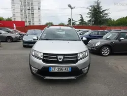 Gris Utilisé 2015 Dacia Sandero Stepway Ambiance Citadine | 6 990 € (Prix juste)