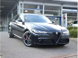 Noir Utilisé 2024 Alfa Romeo Giulia Veloce Berline | 48 990 € (Prix assez cher)