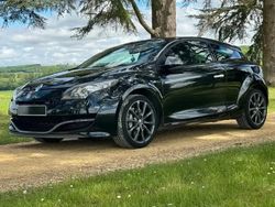 Noir Utilisé 2010 Renault Mégane III R.S. | 15 990 € (Prix juste)