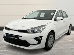 Blanc Utilisé 2022 Kia Rio Motion Berline | 12 799 € (Prix juste)
