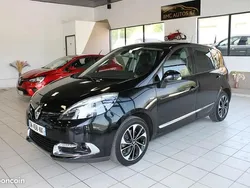 Noir Utilisé 2015 Renault Scénic III Bose Edition Monospace | 8 800 € (Prix juste)