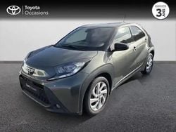 Bi ton vert cardamome noir Utilisé 2022 Toyota Aygo X Design SUV | 13 990 €