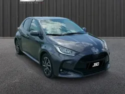 Gris Utilisé 2021 Toyota Yaris Design Berline | 14 990 € (Prix assez cher)