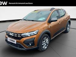 Orange Utilisé 2023 Dacia Sandero Expression Citadine | 14 399 € (Prix juste)