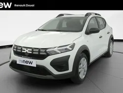 Blanc Utilisé 2023 Dacia Sandero Essentiel Citadine | 15 449 € (Prix juste)