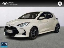 Utilisé 2022 Toyota Yaris Hybrid Design Berline | 18 990 € (Prix juste)