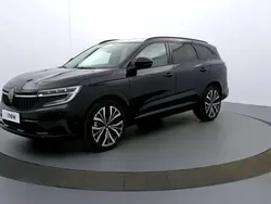 Noir Utilisé 2024 Renault Espace Iconic Monospace | 39 880 € (Prix juste)