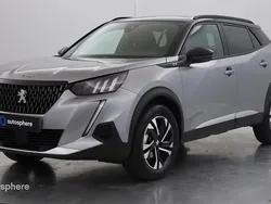 Gris Utilisé 2023 Peugeot 2008 GT SUV | 19 999 € (Prix juste)
